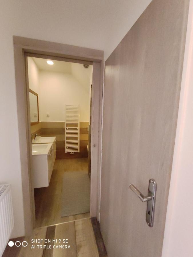 Apartmany Opolany Eksteriør billede