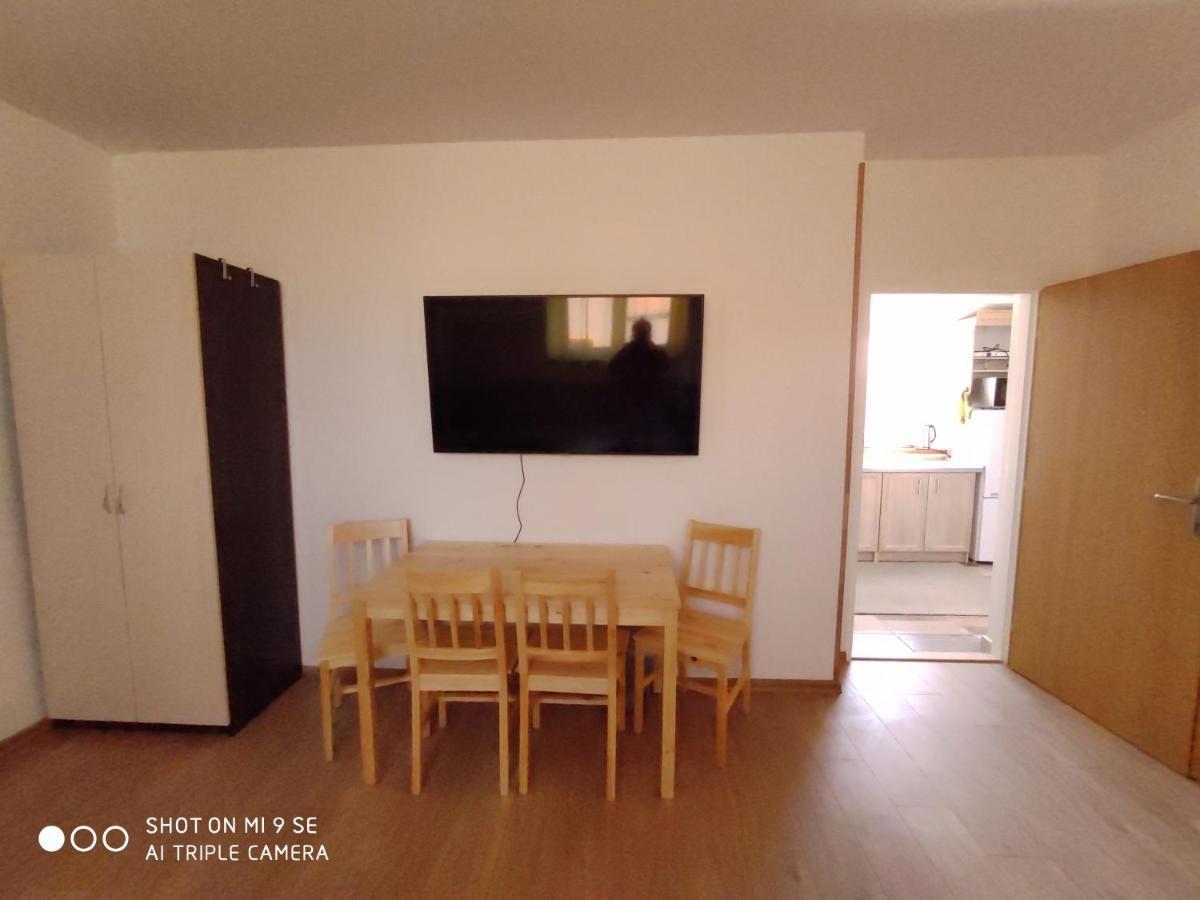 Apartmany Opolany Eksteriør billede