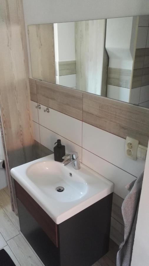Apartmany Opolany Eksteriør billede