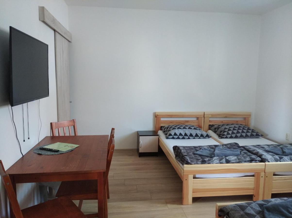 Apartmany Opolany Eksteriør billede
